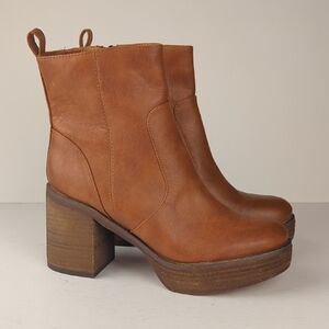 ZODIAC Women's Antionia Tan Brown Platform Boots